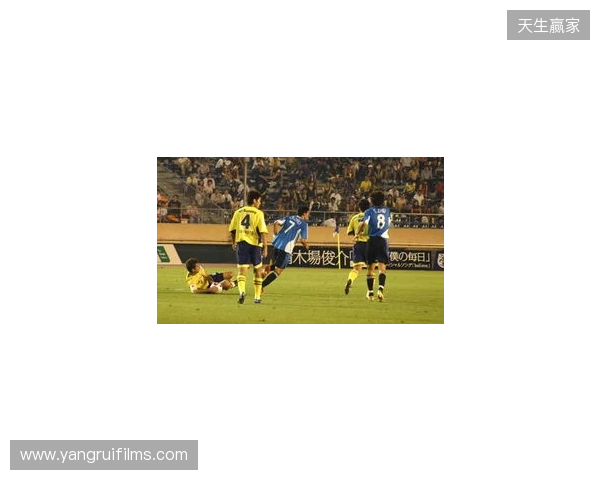 开门红!大连鲲城2-1击败苏州东吴 38岁穆谢奎破门双方各轰世界波 开门红!大连鲲城2-1击败苏州东吴 38岁穆谢奎破门双方各轰世界波