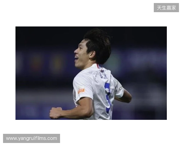 半场-玉昆暂0-0申花 约尼查造险两队合计1射正 半场-玉昆暂0-0申花 约尼查造险两队合计1射正